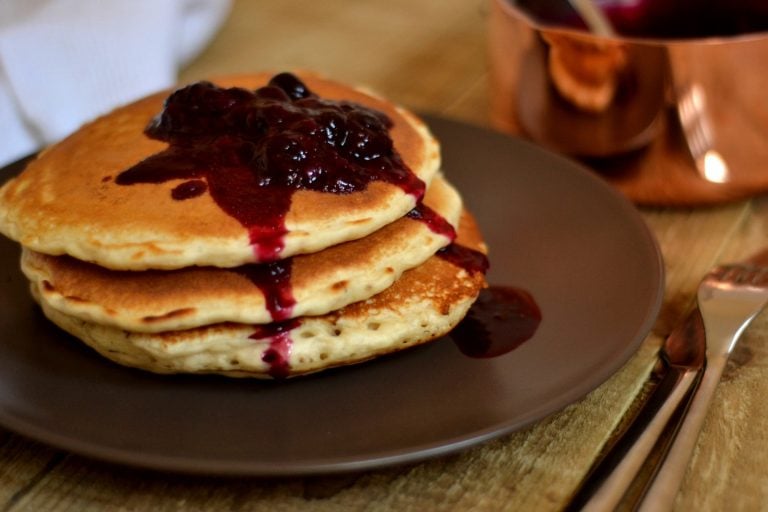 Oatmeal yogurt pancakes